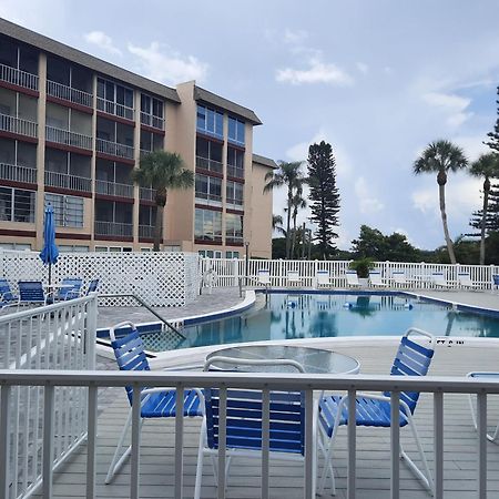 4080 Lake Bayshore Drive Bradenton Buitenkant foto